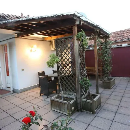 La Terrazza Sui Tetti Daire *